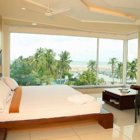 Annai In Saravana Bhavan Fine Stay And Restaurant Velankanni Esterno foto