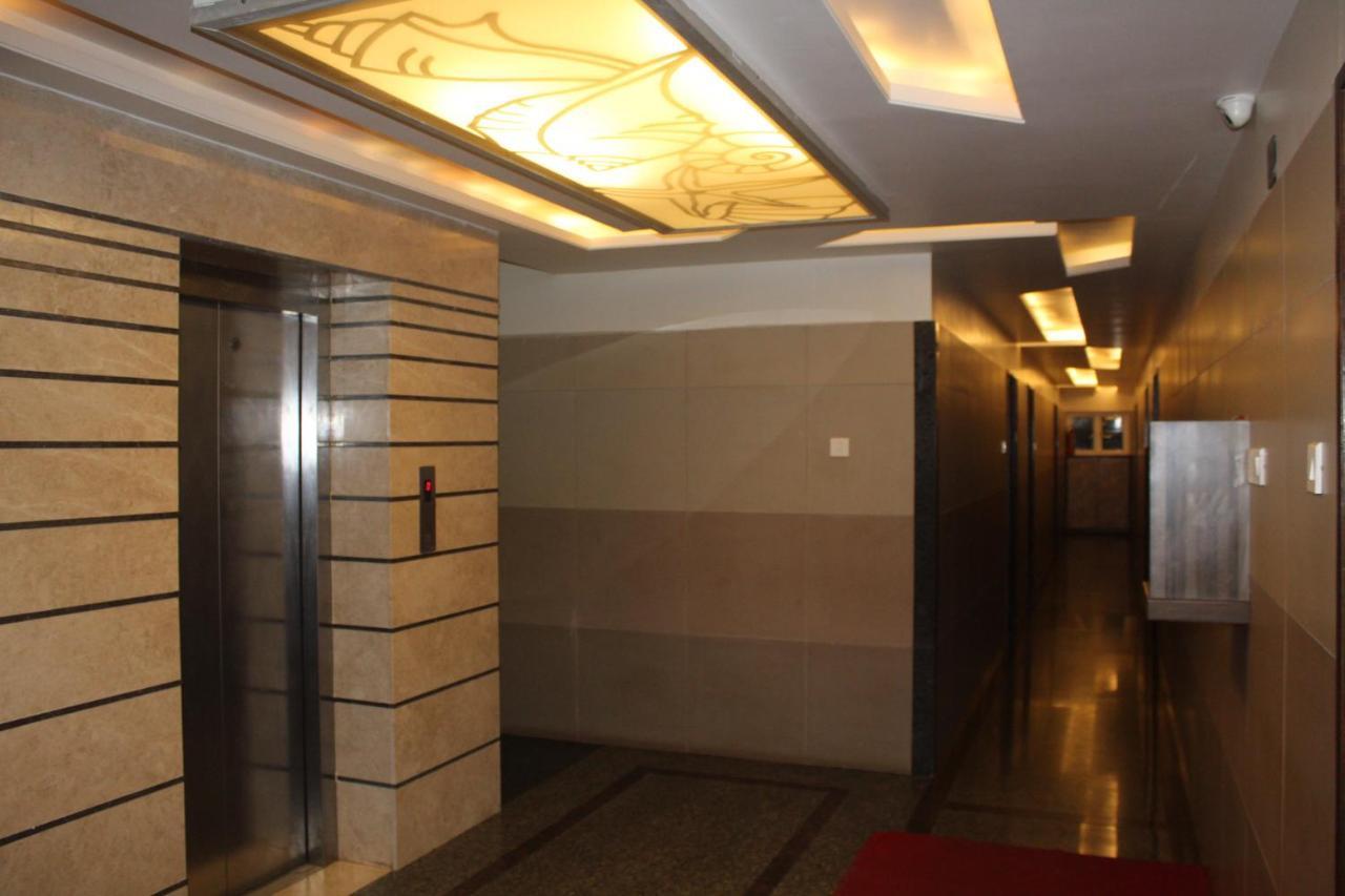 Annai In Saravana Bhavan Fine Stay And Restaurant Velankanni Esterno foto