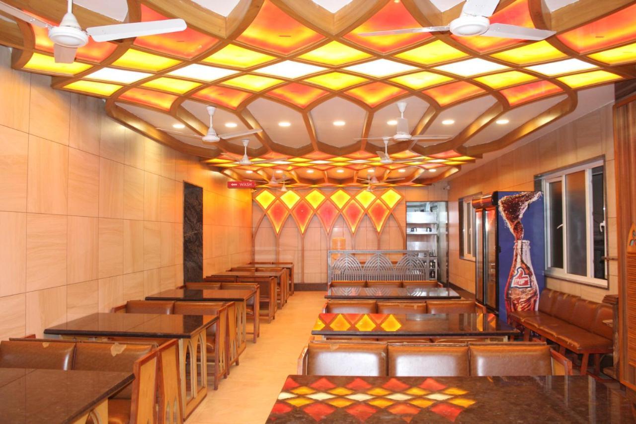 Annai In Saravana Bhavan Fine Stay And Restaurant Velankanni Esterno foto