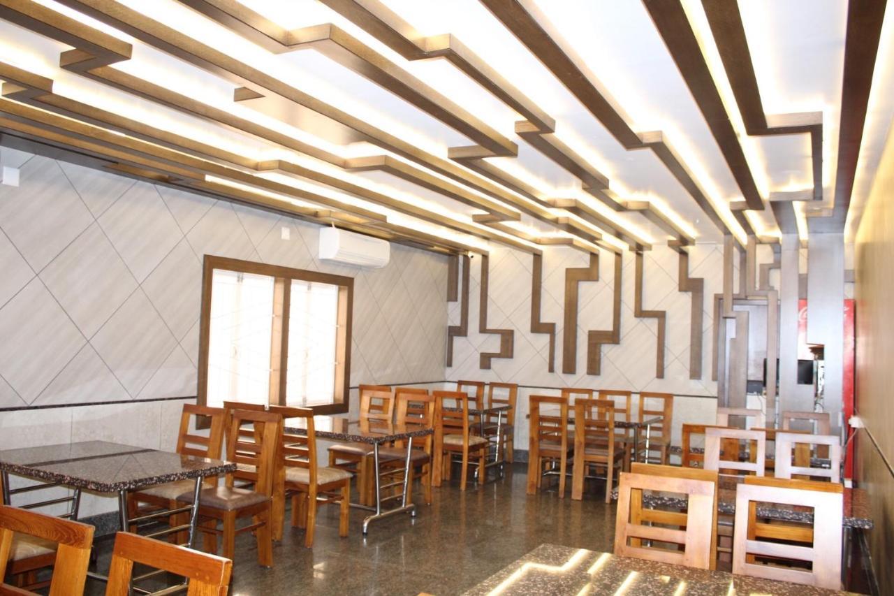 Annai In Saravana Bhavan Fine Stay And Restaurant Velankanni Esterno foto